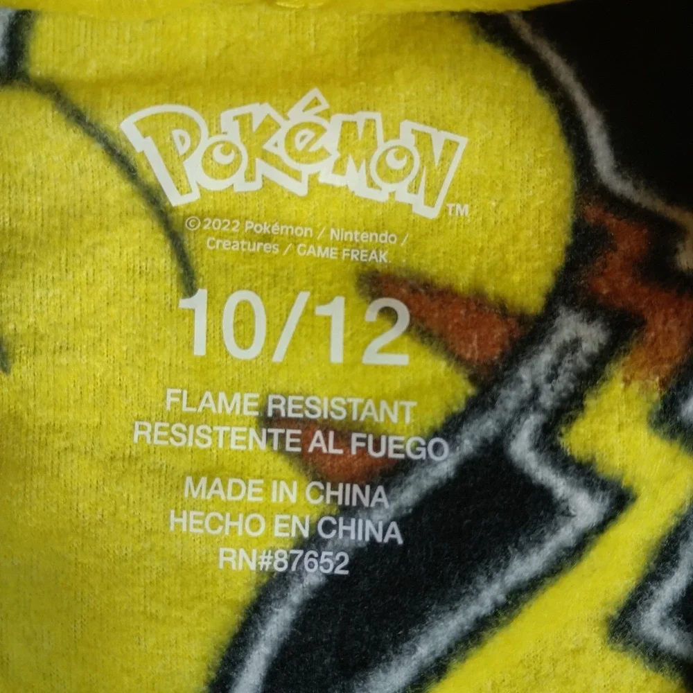 Pokemon One Piece Pajamas Boy Size 12 Black Yellow Pikachu Hooded Fleece Sleeper